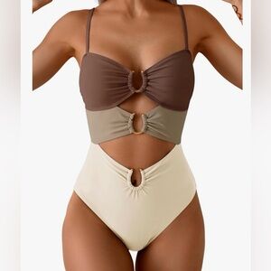NWT Eomenie Womens Neutral Colored Cutout One Piece Swimsuit with Rings /medium
